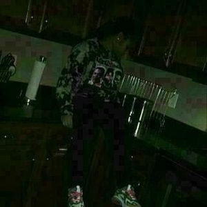 Meet your Posher, Janurie